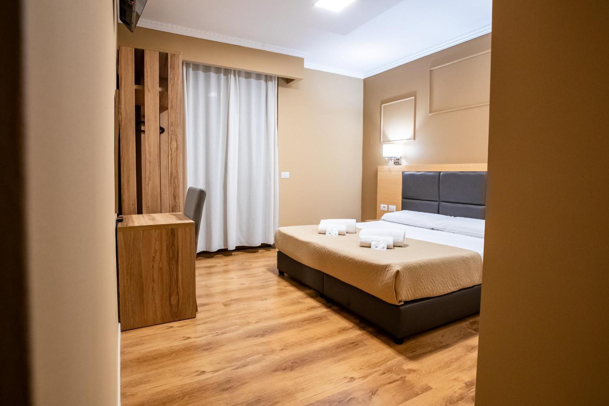 Eurhotel Флоренция Екстериор снимка