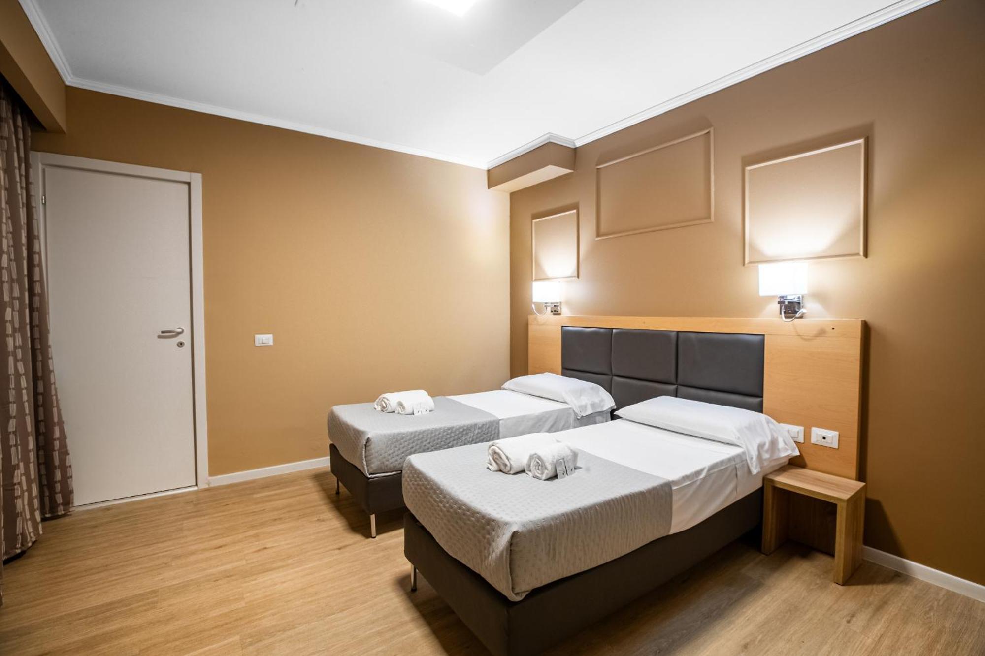 Eurhotel Флоренция Екстериор снимка